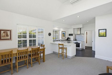 Photo of property in 1 Maple Lane, Waikanae, 5036