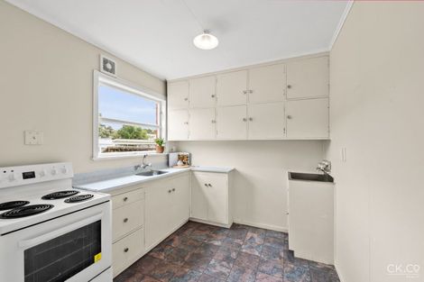 Photo of property in Oberon Flats, 48a Merton Street, Trentham, Upper Hutt, 5018