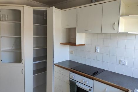 Photo of property in 27 Cheval Drive, Totara Vale, Auckland, 0629