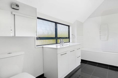 Photo of property in 14 Taylors Avenue, Bryndwr, Christchurch, 8052
