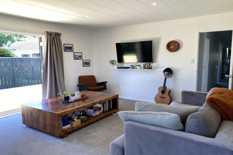 Photo of property in 12a Sharda Grove, Paraparaumu Beach, Paraparaumu, 5032