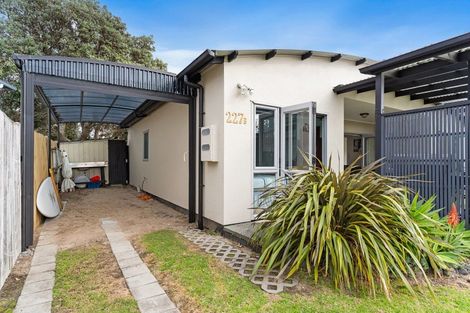 Photo of property in 227b Ocean Road, Whangamata, 3620