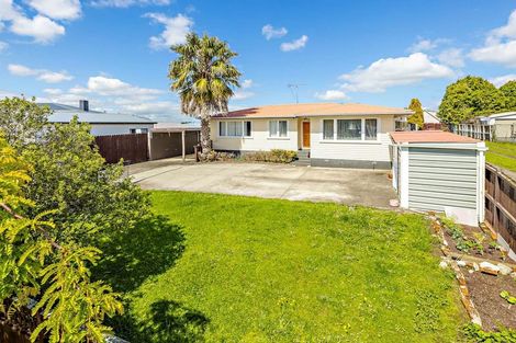 Photo of property in 62 Megan Avenue, Pakuranga Heights, Auckland, 2010