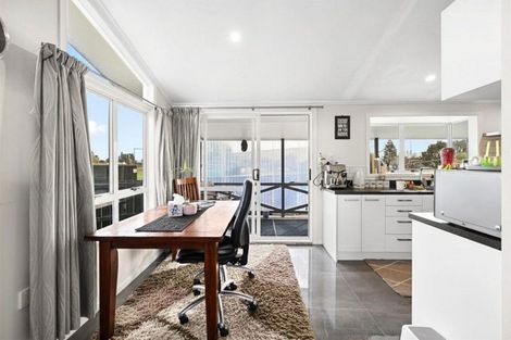 Photo of property in 28 Filmer Place, Melville, Hamilton, 3206
