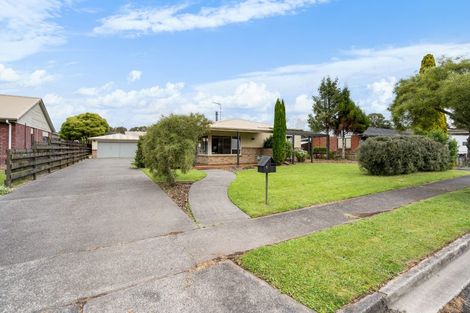 Photo of property in 9 Cromwell Drive, Fitzroy, Hamilton, 3206