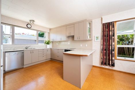 Photo of property in 710 Rainbow Avenue, Parkvale, Hastings, 4122
