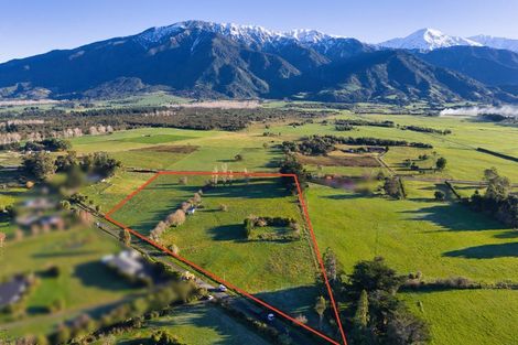 Photo of property in 126 Harnetts Road, Kaikoura Flat, Kaikoura, 7371