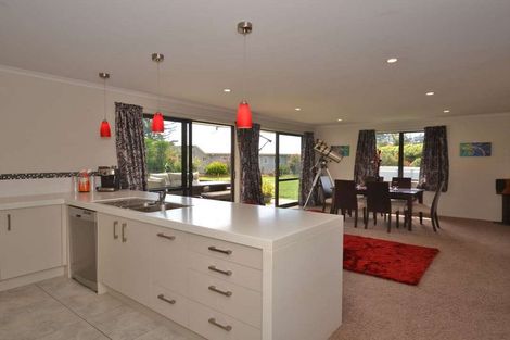 Photo of property in 10 Kotare Heights, Kerikeri, 0230