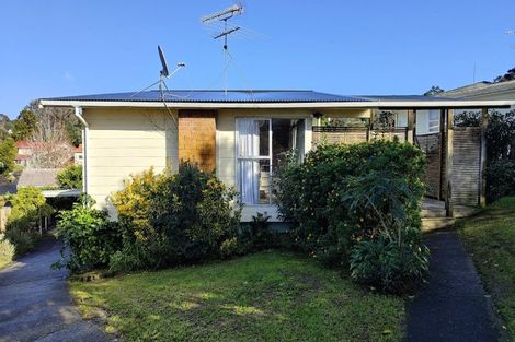 Photo of property in 27 Cheval Drive, Totara Vale, Auckland, 0629