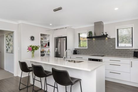 Photo of property in 24 Charlotte Drive, Omokoroa, 3114