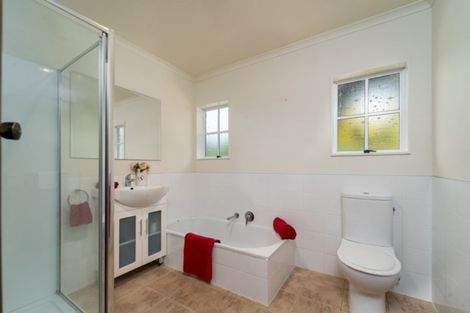 Photo of property in 14 Papawai Road, Greytown, 5712