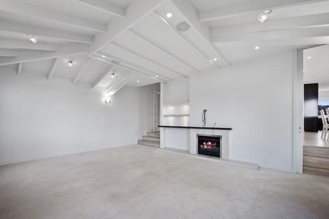 Photo of property in 47 Saltburn Road, Milford, Auckland, 0620