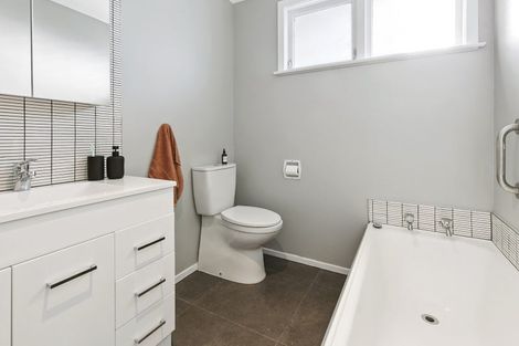 Photo of property in 132 Mairangi Road, Wilton, Wellington, 6012