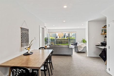 Photo of property in 3 Longueval Lane, Broomfield, Christchurch, 8042
