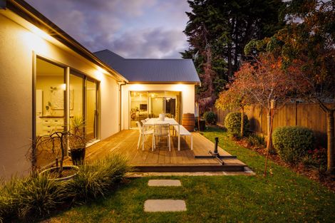 Photo of property in 5 Heritage Place, Terrace End, Palmerston North, 4410