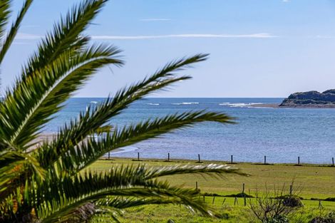 Photo of property in 7 Nihinihi Avenue, Raglan, 3225