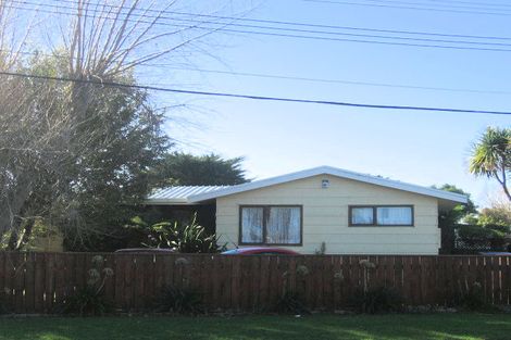 Photo of property in 2/17 Donovan Road, Paraparaumu Beach, Paraparaumu, 5032