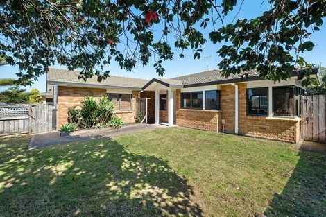 Photo of property in 128 Evans Road, Papamoa Beach, Papamoa, 3118
