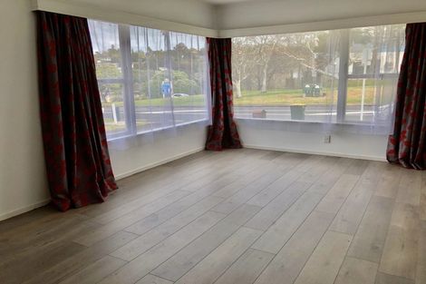 Photo of property in 2/70 Bentley Avenue, Glenfield, Auckland, 0629