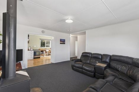 Photo of property in 15 Simons Street, Moturoa, New Plymouth, 4310
