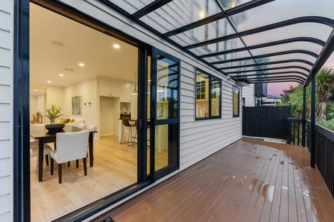 Photo of property in 21 Tawatawa Street, Long Bay, Auckland, 0630