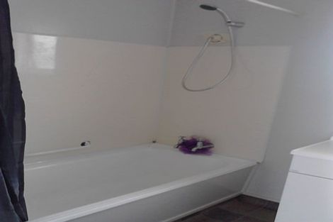 Photo of property in 55u6 Apu Crescent, Lyall Bay, Wellington, 6022
