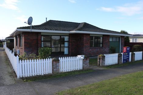 Photo of property in 1 Cook Street, Foxton, 4814
