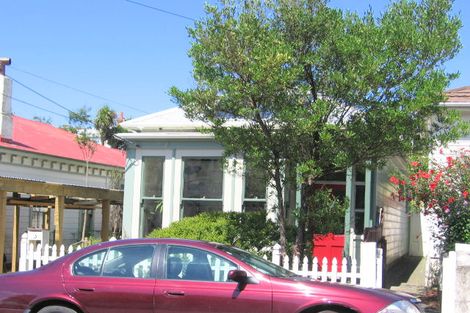 Photo of property in 3 Ranfurly Terrace, Mount Cook, Wellington, 6021