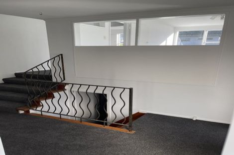 Photo of property in 6 Churton Drive, Churton Park, Wellington, 6037