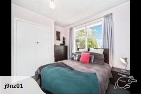 Photo of property in 3/10 Coroglen Avenue, Birkenhead, Auckland, 0626