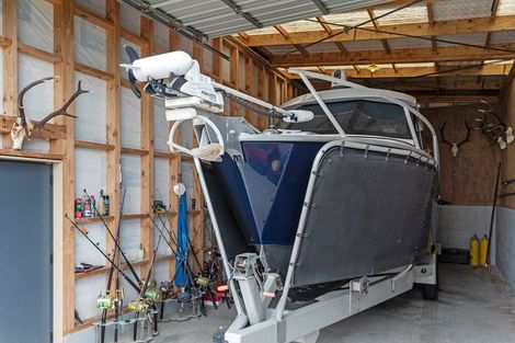 Photo of property in 21 Orete Point Road, Waihau Bay, Te Kaha, 3199