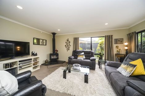 Photo of property in 16c Montgomery Terrace, Hokowhitu, Palmerston North, 4410
