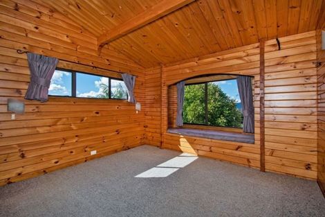 Photo of property in 16 Magnolia Avenue, Te Kamo, Whangarei, 0112