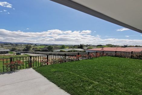 Photo of property in 1 Lomay Place, Te Puke, 3119