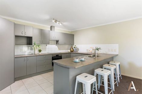 Photo of property in 8 Lime Crescent, Papakura, 2110