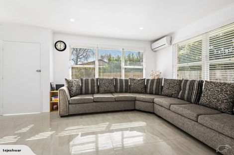 Photo of property in 3/51 Cardiff Road, Pakuranga, Auckland, 2010