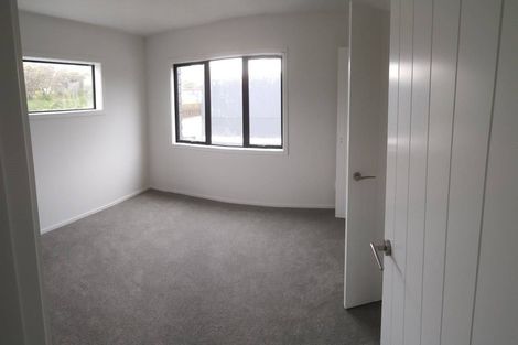 Photo of property in 16/9u Surrey Street, Tawa, Wellington, 5028