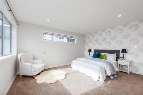 Photo of property in 5 Bridget Court, Red Beach, 0932