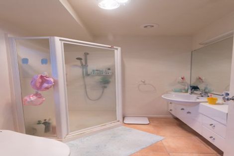 Photo of property in 42 Caribbean Drive, Unsworth Heights, Auckland, 0632