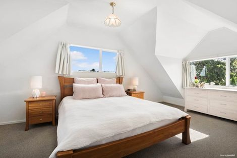 Photo of property in 2/494 East Coast Road, Windsor Park, Auckland, 0630