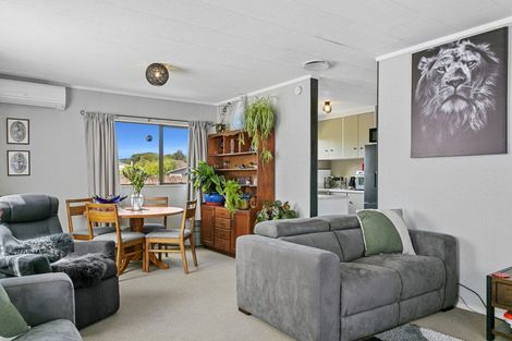 Photo of property in 21 Arthur Crescent, Hilltop, Taupo, 3330