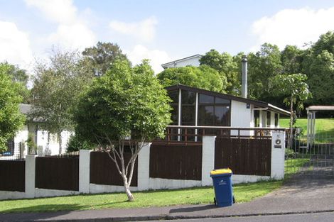 Photo of property in 5 Kemp Road, Massey, Auckland, 0614