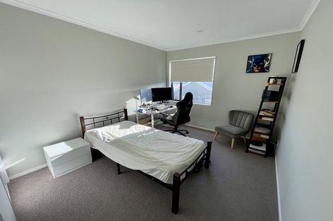 Photo of property in 20 Owen Chapman Drive, Red Beach, 0932