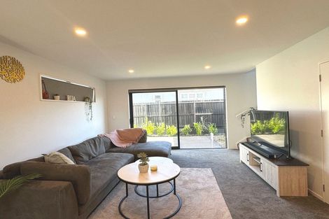 Photo of property in 2/116b Cranford Street, St Albans, Christchurch, 8014