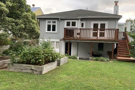 Photo of property in 9 Burrows Avenue, Karori, Wellington, 6012