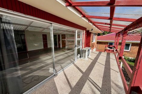 Photo of property in 3/8 Pamela Place, New Lynn, Auckland, 0600