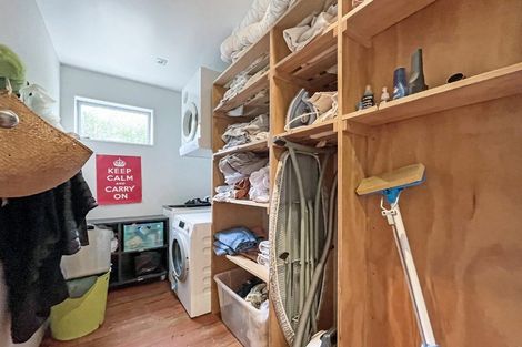 Photo of property in 26 Mantell Street, Seatoun, Wellington, 6022