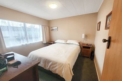 Photo of property in 2/17 Ngarimu Crescent, Taradale, Napier, 4112