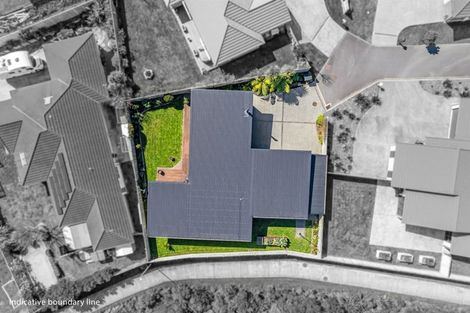 Photo of property in 14 Resolution Drive, Whitby, Porirua, 5024