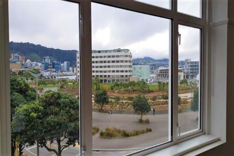 Photo of property in Fountain Court, 48u1 Oriental Parade, Oriental Bay, Wellington, 6011